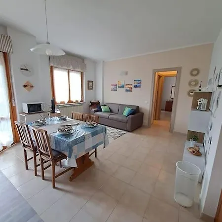 Rossana - Luni Apartment *